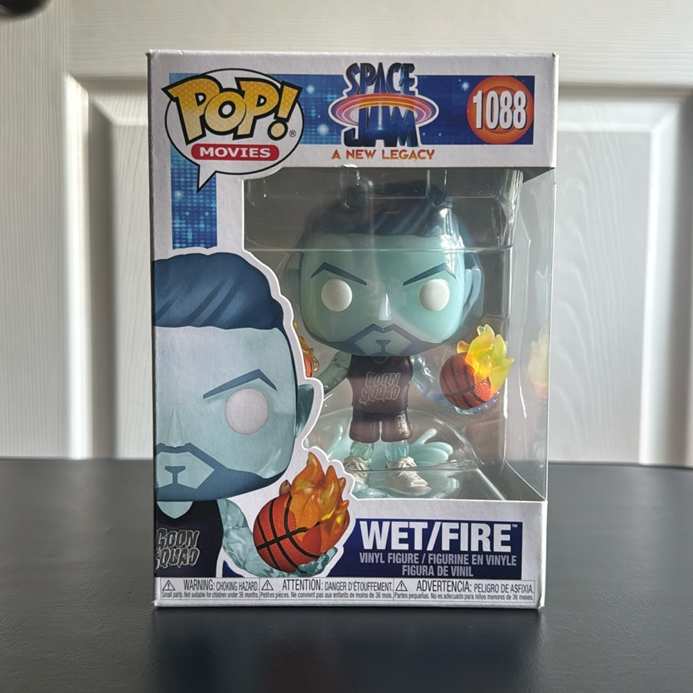 Space Jam Wet/Fire Funko POP! - Picture 2 of 6